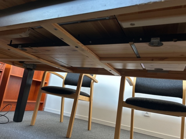 1286649-6 Conference furniture - Tables, chairs, cabinets, and more