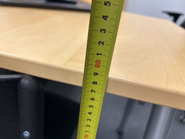 1286651-11 Office workplace - Desk, office chair, shelf, etc.