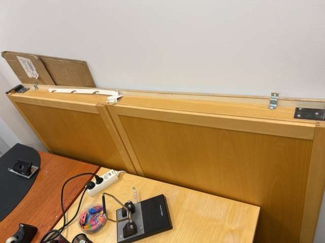 1286651-13 Office workplace - Desk, office chair, shelf, etc.