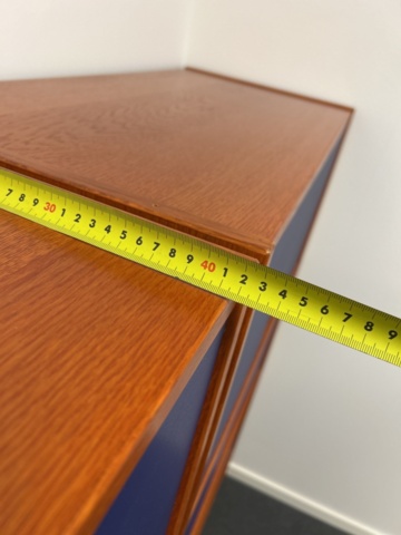 1286651-23 Office workplace - Desk, office chair, shelf, etc.