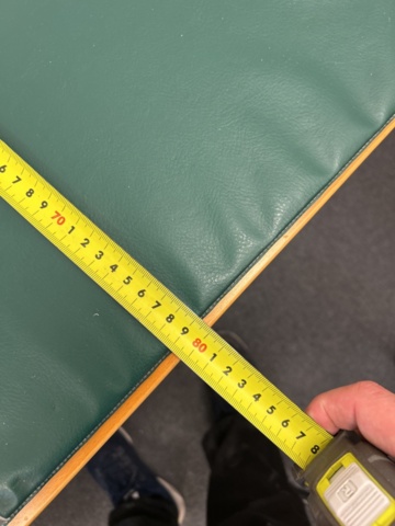 1286652-6 Office workplace - Desk, office chair, shelf, etc.