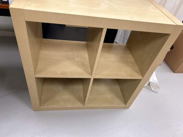 1286654-17 Miscellaneous furniture - Chairs, shelves, tables, and more