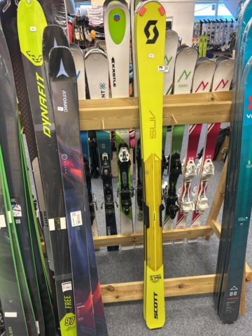 1298050-1 Skis Salomon Scott Suv (flat)