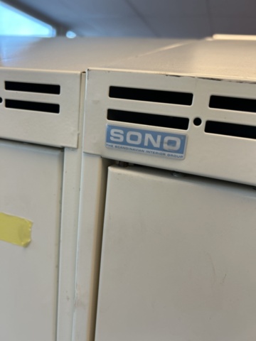 1286656-5 Changing room - Sono