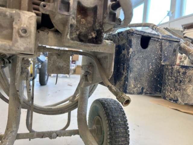 1332507-9 Paint sprayer - Graco (Repair item)