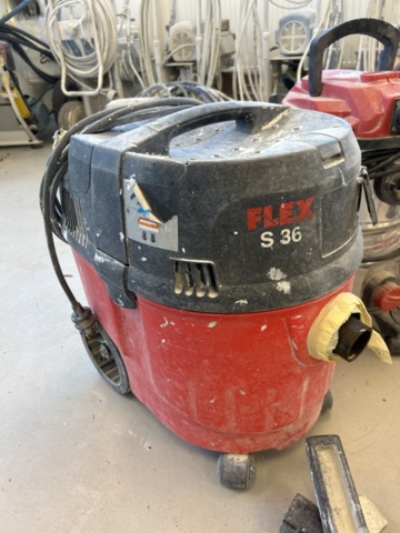 1332512-2 Vacuum cleaner 4 pcs