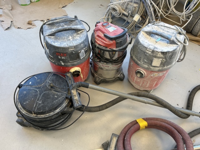 1332512-16 Vacuum cleaner 4 pcs