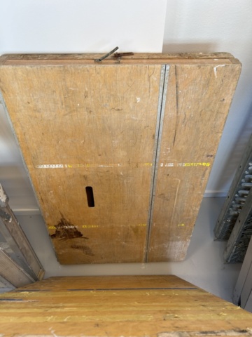 1332516-3 Upholsterer's table 2 pcs