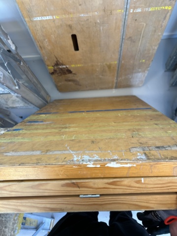 1332516-4 Upholsterer's table 2 pcs