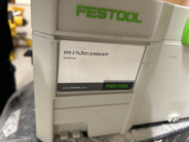 1332536-5 Vacuum cleaners 7 pcs