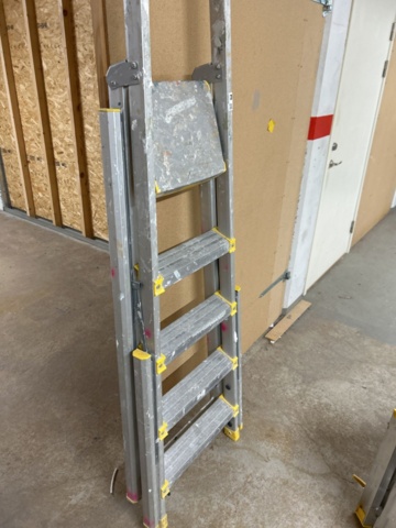 1332540-7 Staircase ladder and work trestle - Wibe