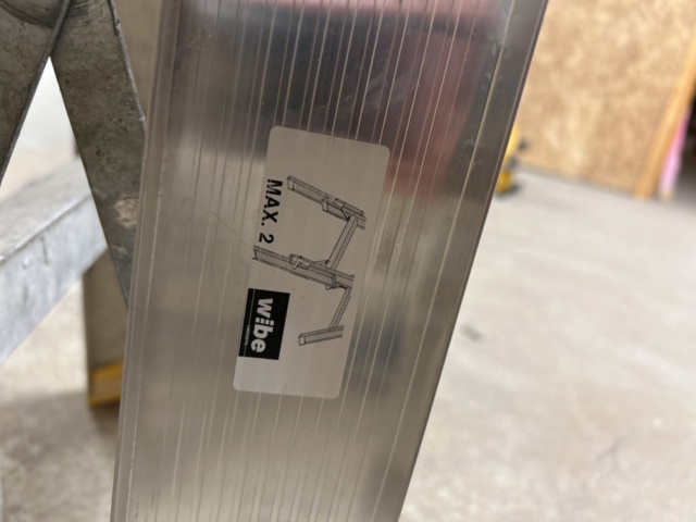 1332540-9 Staircase ladder and work trestle - Wibe