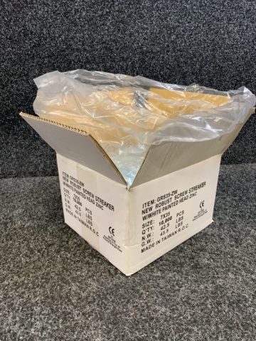 1339235-2 About 10,000 sturdy plaster screws 7x35mm