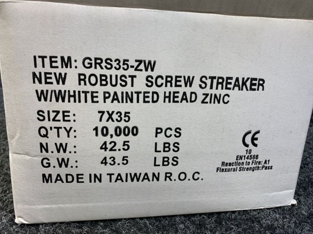 1339235-3 About 10,000 sturdy plaster screws 7x35mm