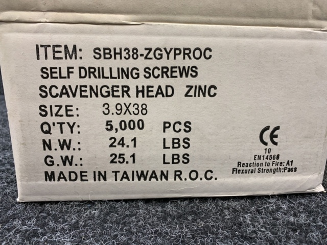 1339244-3 Approximately 5000 drywall screws 3.9x38mm
