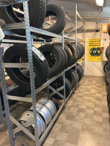 1289983-14 Tire racks and tires, see list