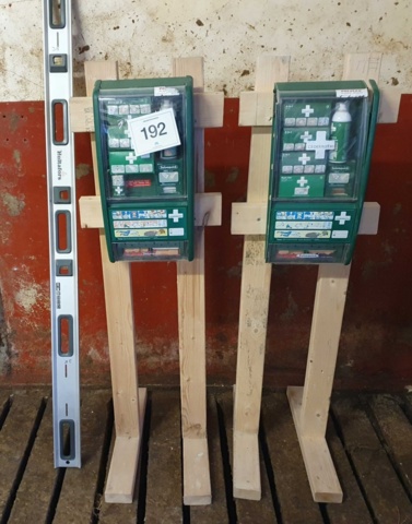 First Aid stations and long spirit level - PS Auction - We value the ...