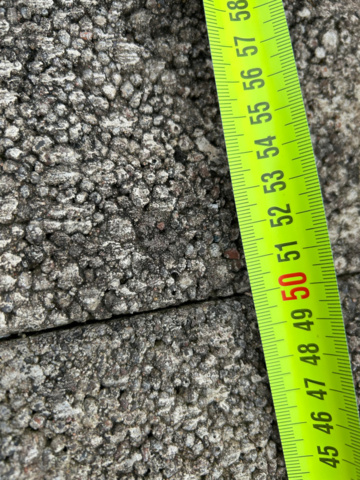 1339703-4 Lightweight clinker blocks