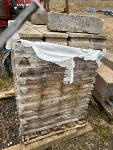 1339703-8 Lightweight clinker blocks