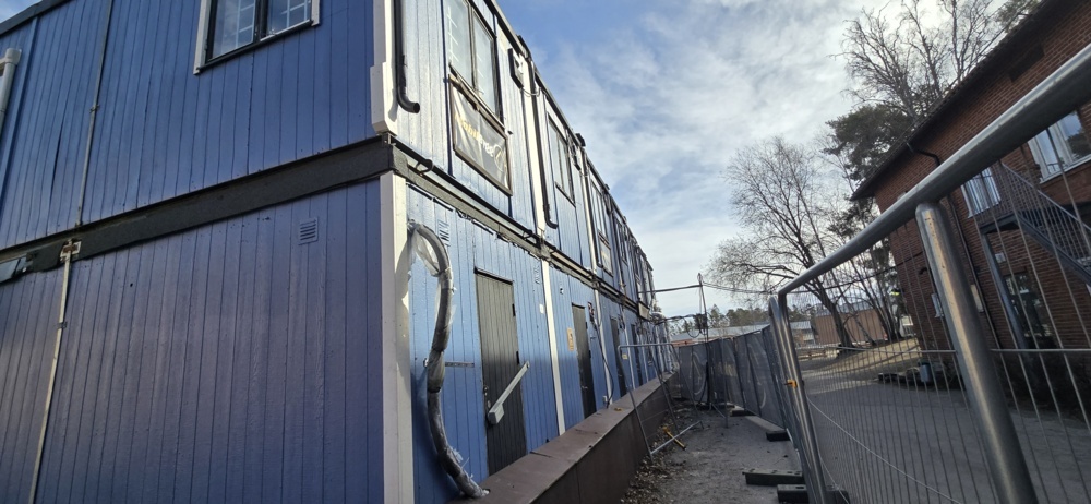 1175586-3 Byggbodar Gråbo 14 st