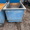 1321518-1 Tipping container