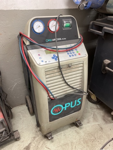 AC machine/service station - Opus Air Cool R134a - PS Auction - We ...