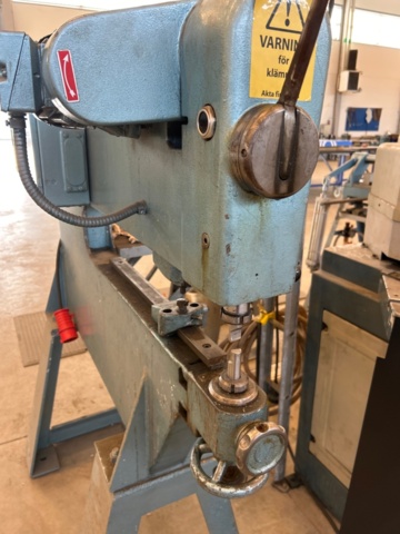 1316686-2 Nibbler machine – Nibbler Junior 725/1000