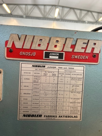 1316686-5 Nibbler machine – Nibbler Junior 725/1000
