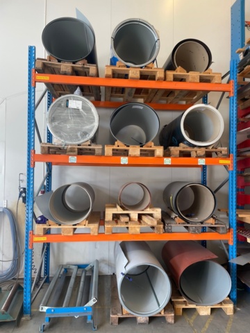 1316703-1 Pallet rack. NOTE: No content.