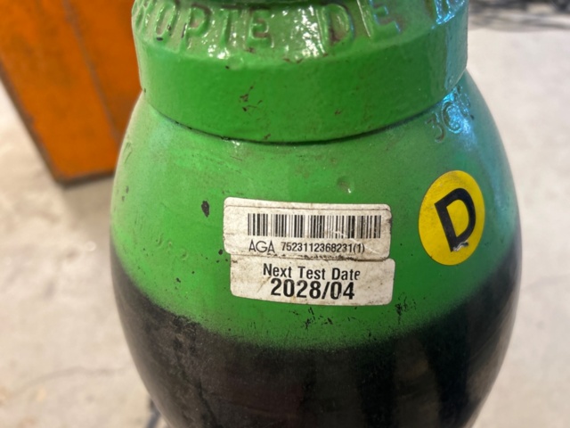 1316707-8 Mig welder Scanweld with tube, welding table, welding helmet