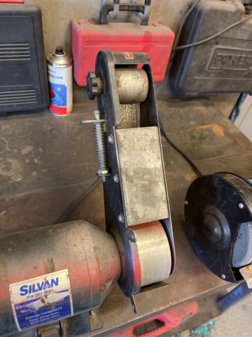 1303599-11 Verkstadsmöbel med diverse utrustning för bilverkstad