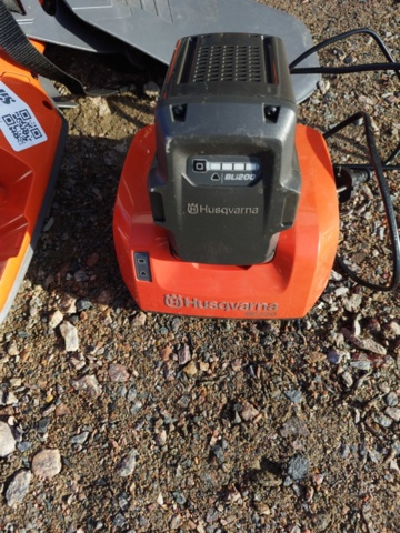 1334622-3 Garden & tools