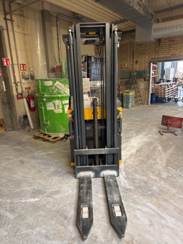 1321521-7 Electric stacker Atlet AJN 160