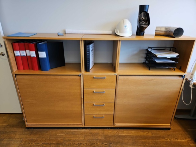 1316773-3 Office furniture