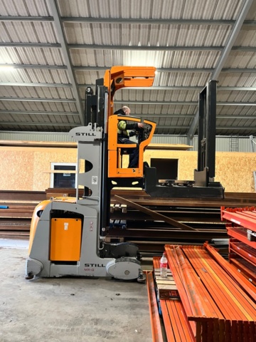 1341052-3 Pick truck vertical Still MX-Q