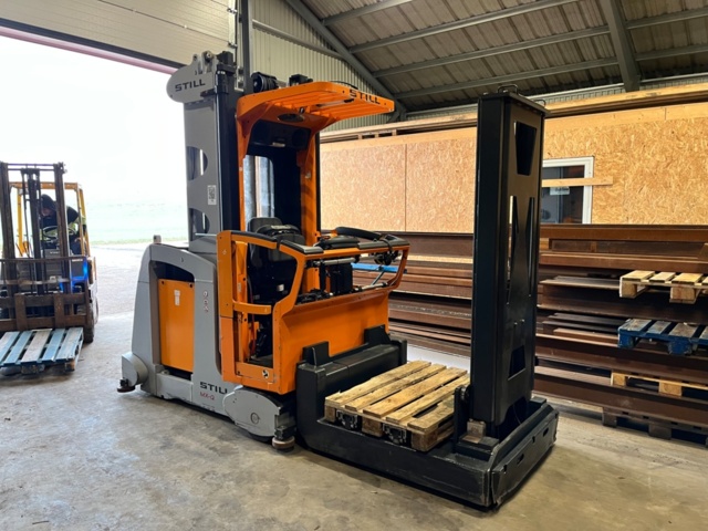 1341052-2 Pick truck vertical Still MX-Q