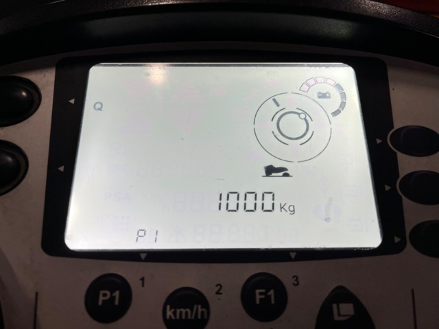 1341052-18 Pick truck vertical Still MX-Q