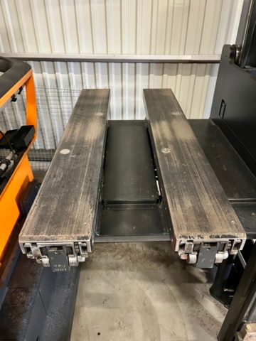 1341053-5 Order picker/stacker vertical Still MX-X