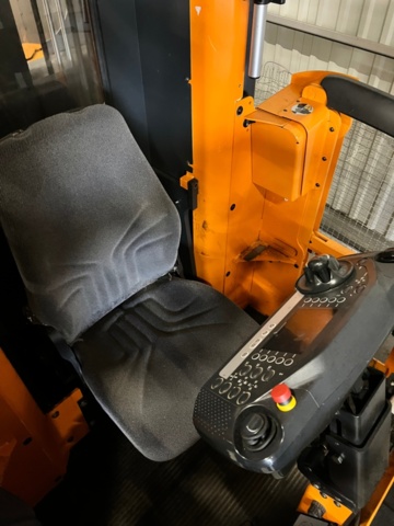 1341053-6 Order picker/stacker vertical Still MX-X