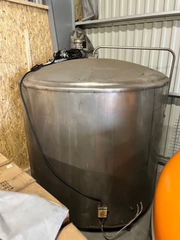 1341056-1 Tank 3000 liters