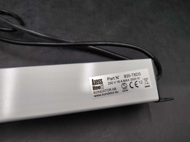 1341195-6 Power strip with network ports, 6 pcs - Axessline 935-T6DS, 6 outlets