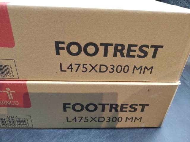 1341196-3 Footrest ergonomic, 2 pcs, Footrest, black/chrome