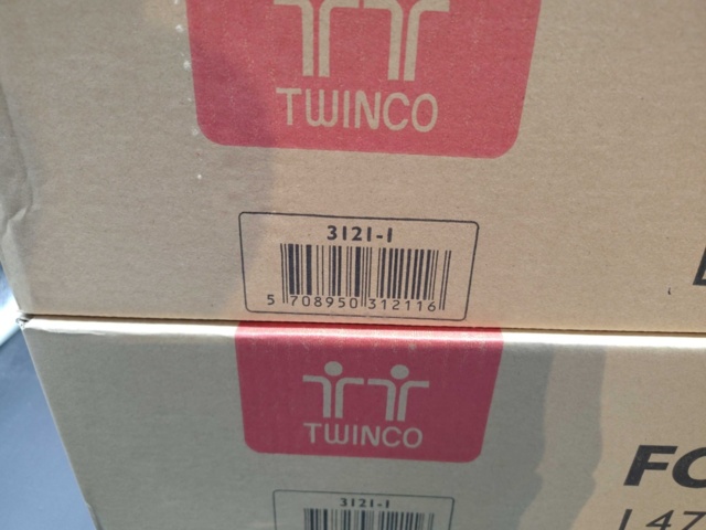 1341196-4 Footrest ergonomic, 2 pcs, Footrest, black/chrome