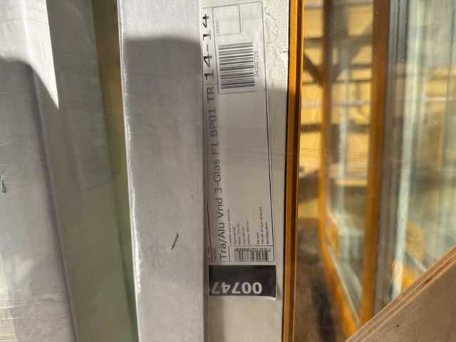 1341783-4 WindowWood/Aluminum turn -3-glass 14x14 1 pc