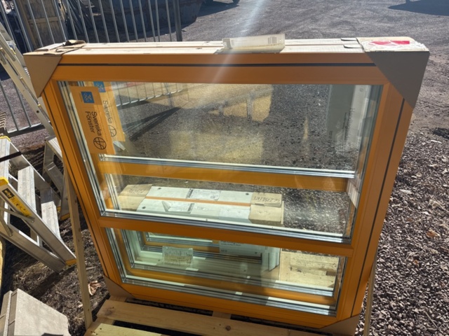 1341785-8 WindowWood/Aluminum turn -3-glass 14x14 1 pc