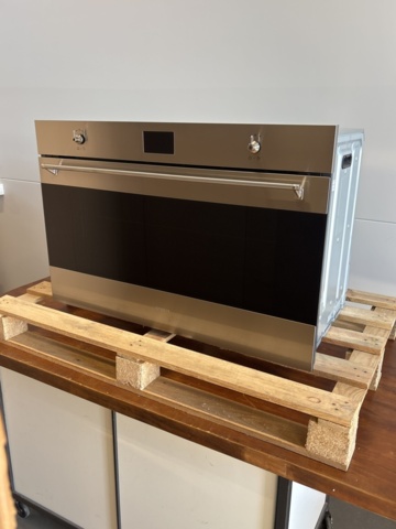 1137754-2 Smeg built-in oven 90cm SFP9395X1