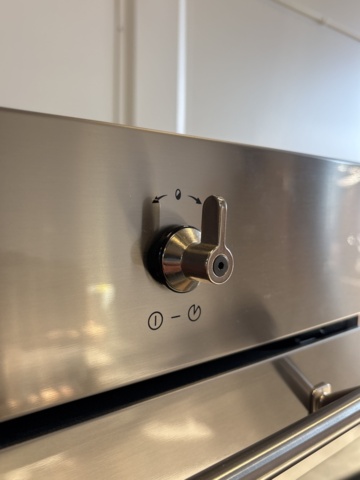 1137754-5 Smeg built-in oven 90cm SFP9395X1