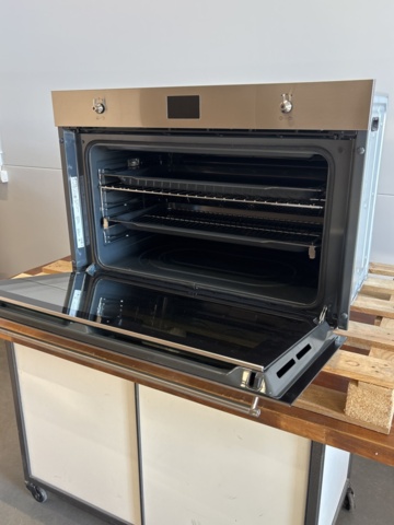 1137754-7 Smeg built-in oven 90cm SFP9395X1