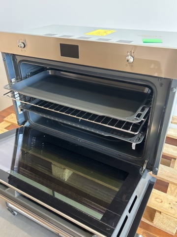 1137754-9 Smeg built-in oven 90cm SFP9395X1
