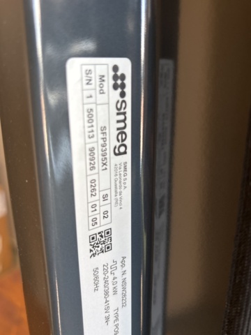 1137754-13 Smeg built-in oven 90cm SFP9395X1